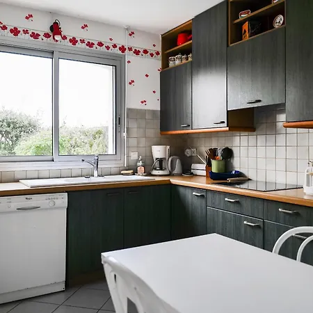Holiday home Maison De - Grand Jardin - La Chaume - 8 Personnes *